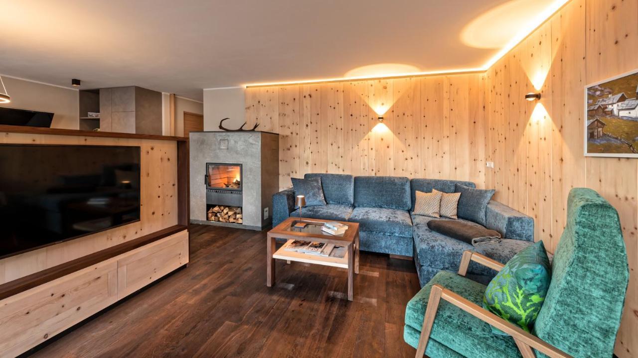 Silent Luxury Chalet Laiet St. Valentin auf der Haid Exteriör bild