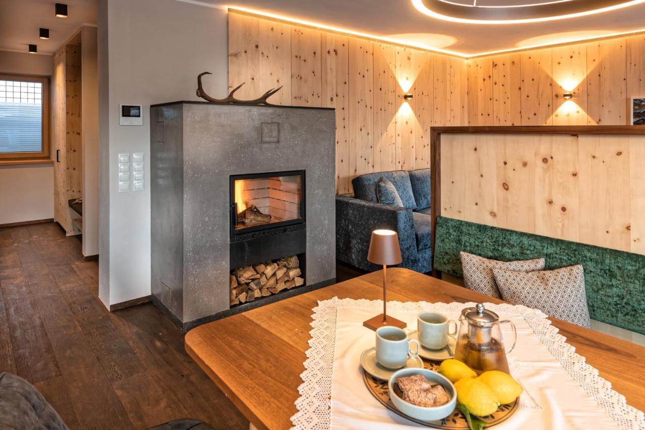 Silent Luxury Chalet Laiet St. Valentin auf der Haid Exteriör bild
