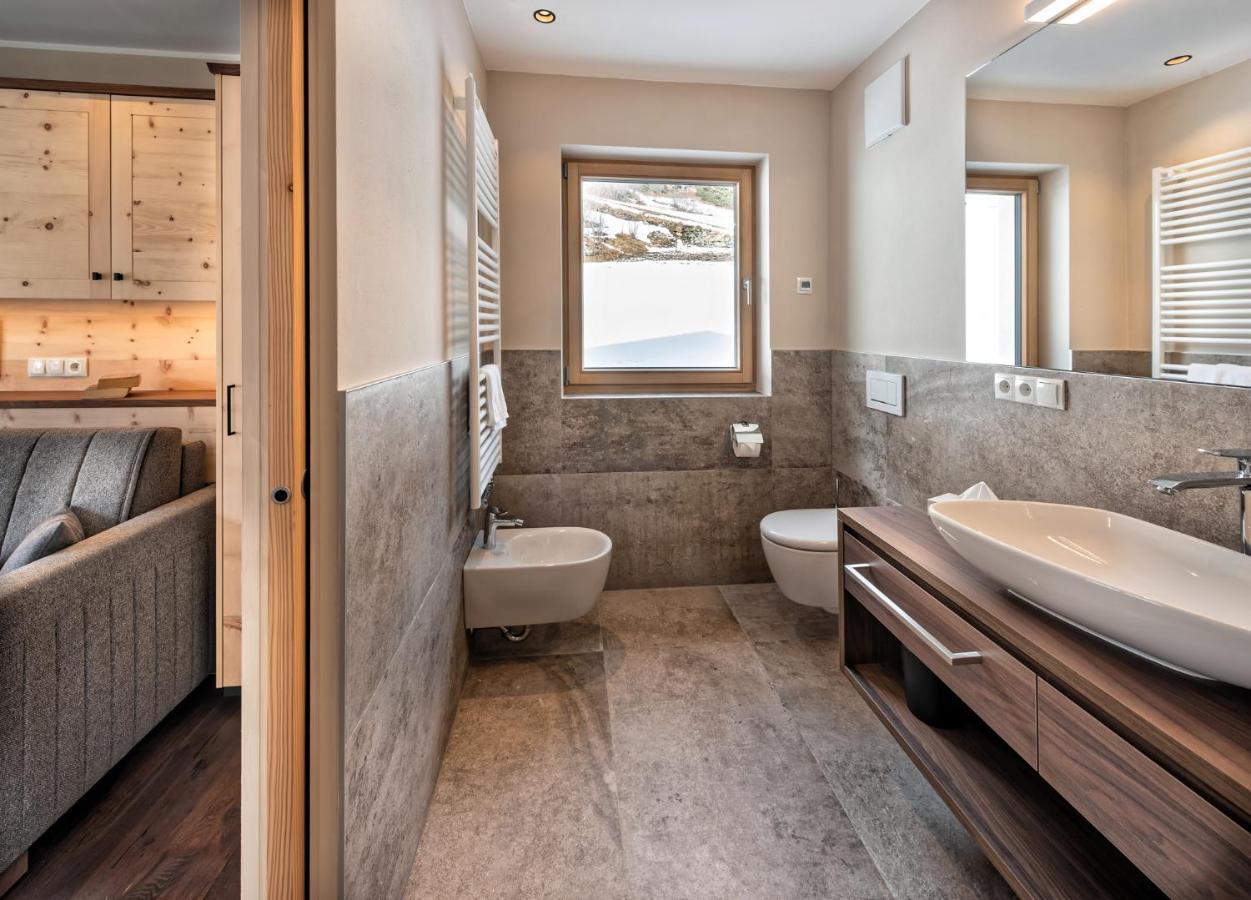 Silent Luxury Chalet Laiet St. Valentin auf der Haid Exteriör bild
