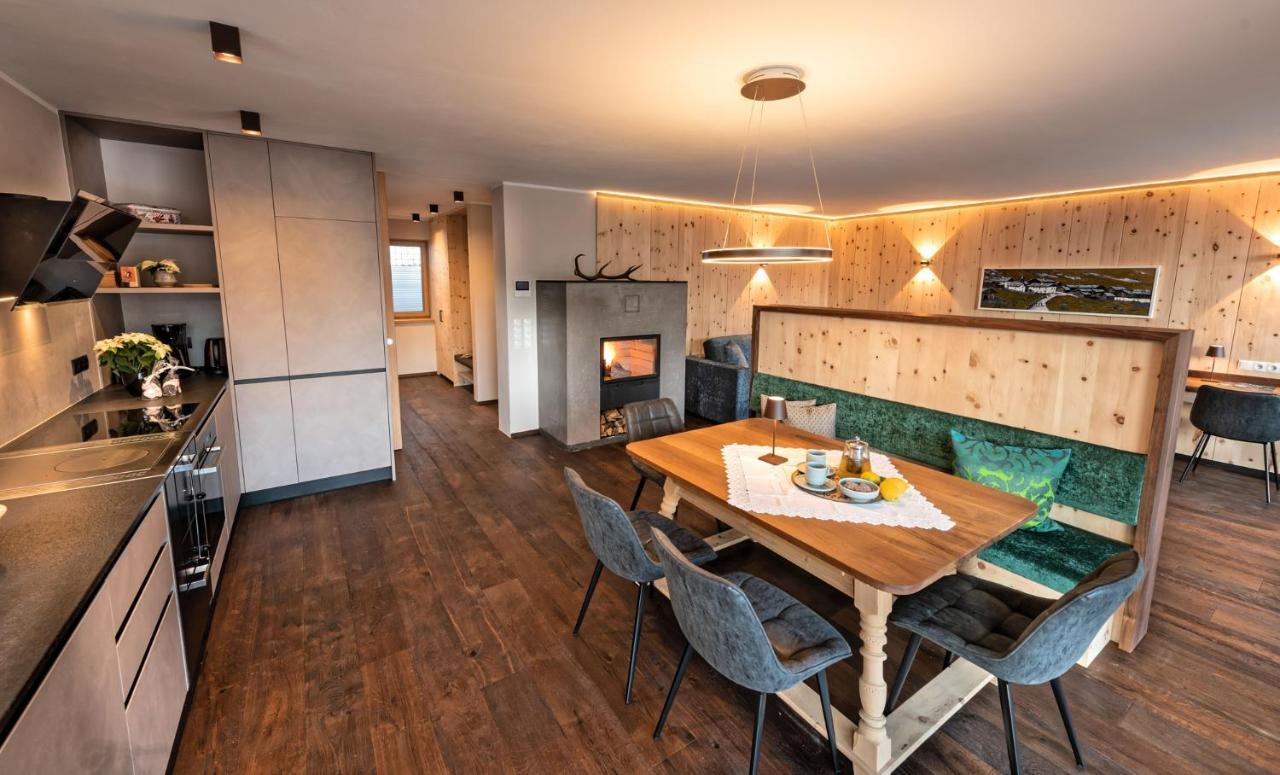 Silent Luxury Chalet Laiet St. Valentin auf der Haid Exteriör bild