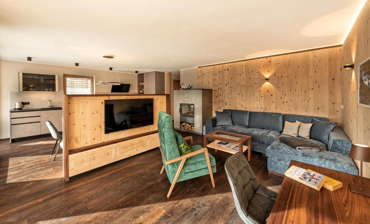 Silent Luxury Chalet Laiet St. Valentin auf der Haid Exteriör bild